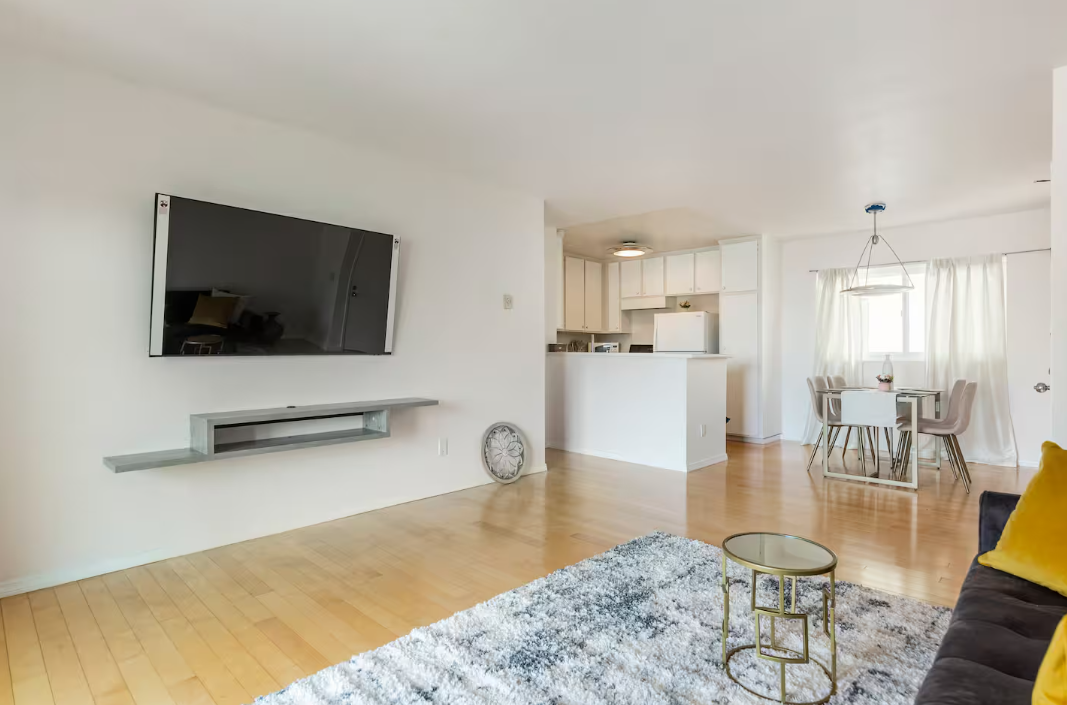 Wood panelled flooring