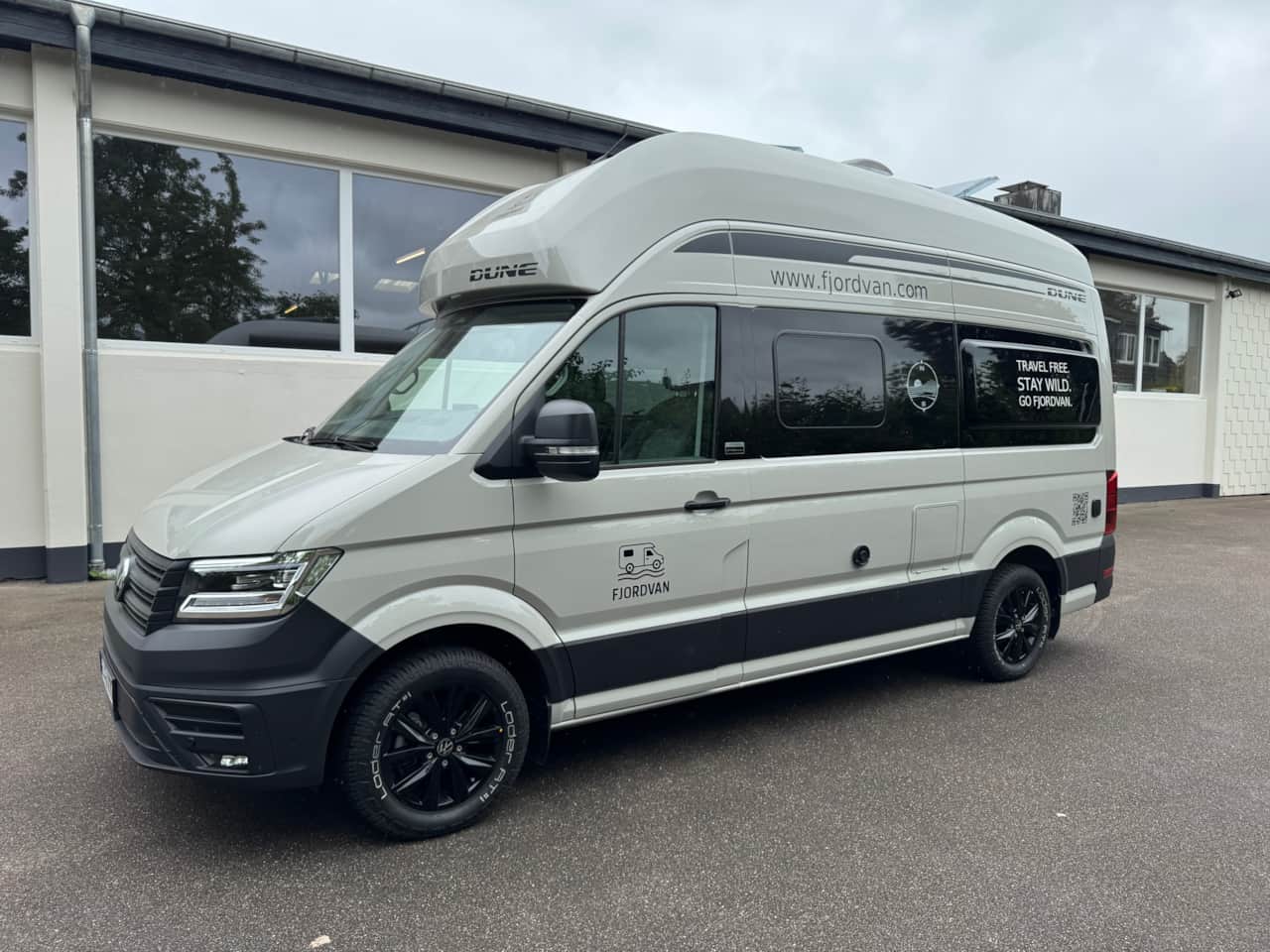 FJORDVAN - Grand California „DUNE“