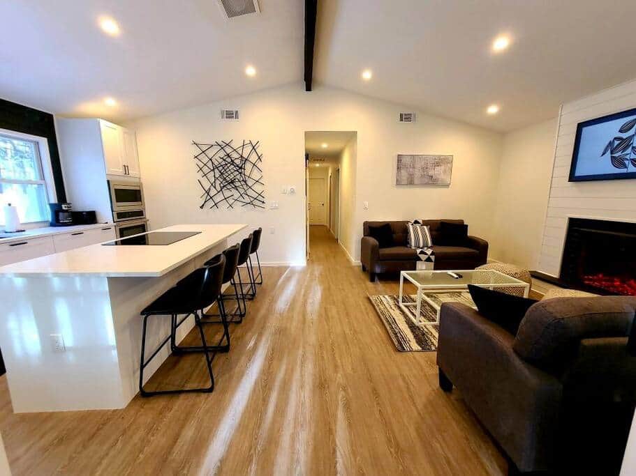 Kitchen/Living room combo Kitchen/Living room combo