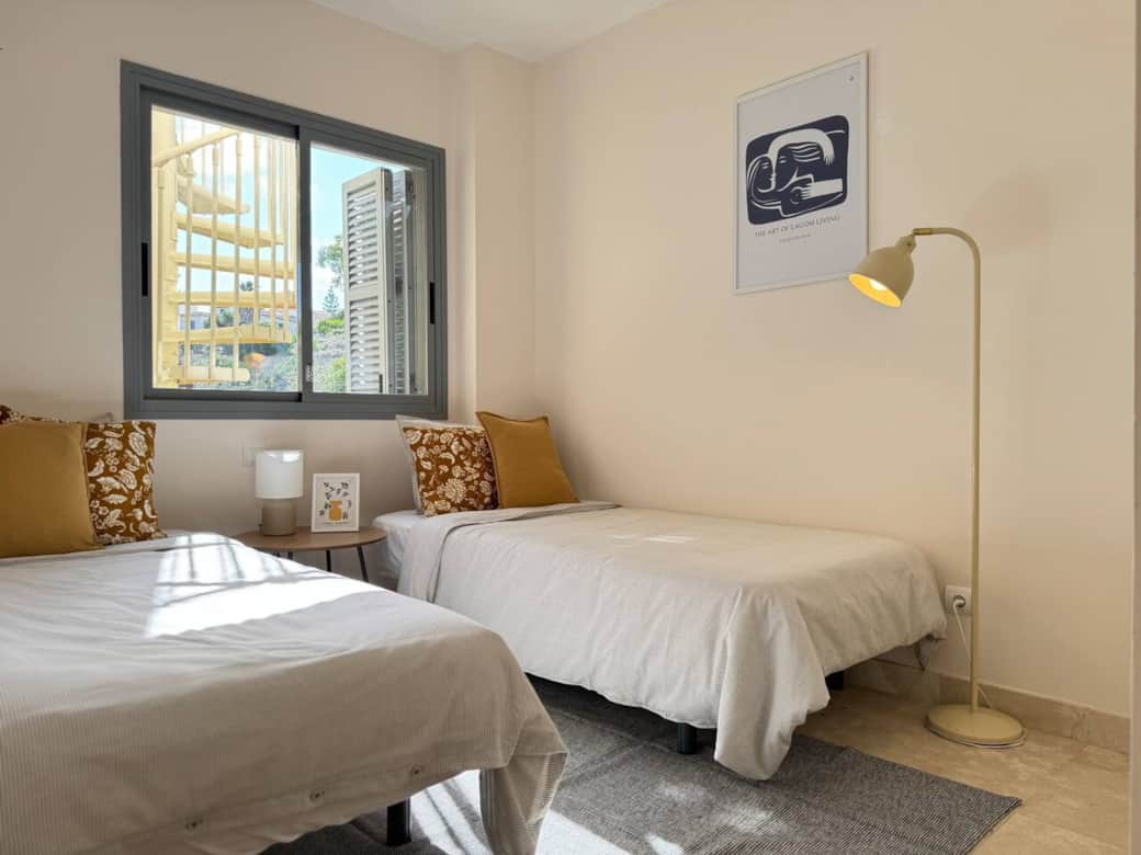 Twin Bedroom