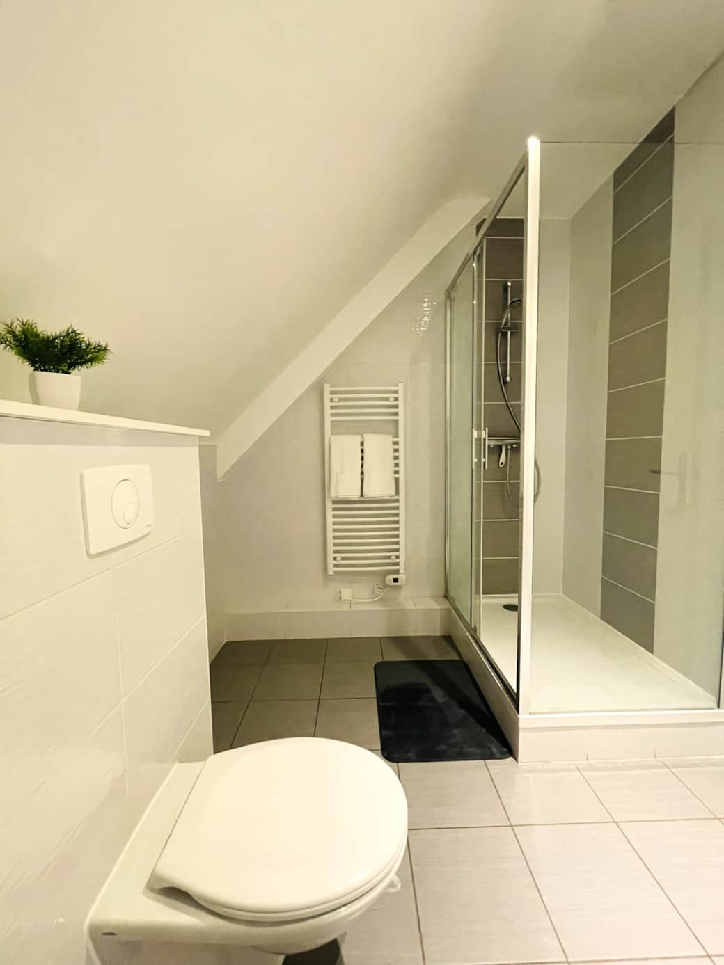 Salle de bain 1 à l'étage Salle de bain 1 à l'étage