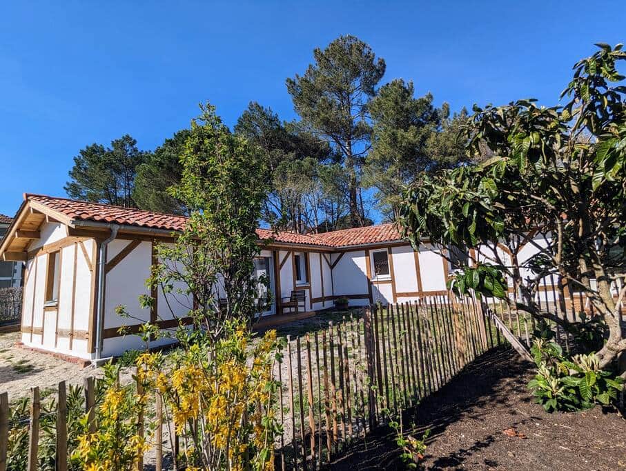 Jardin partagé et accès aux logements.