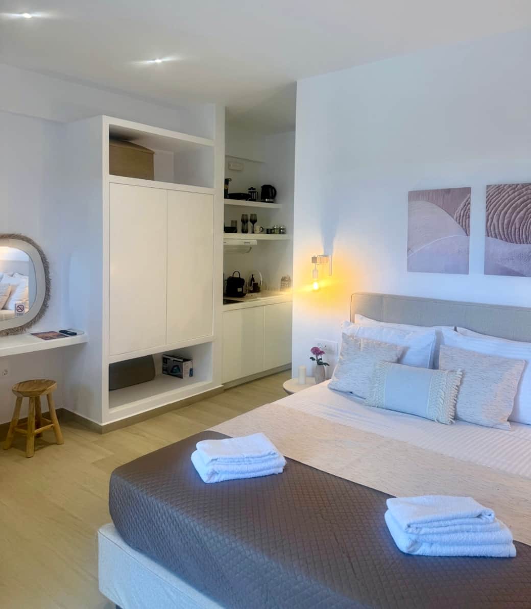 F5BAD2E1 D366 4B77 82FC 495E622582A4 1 201 a