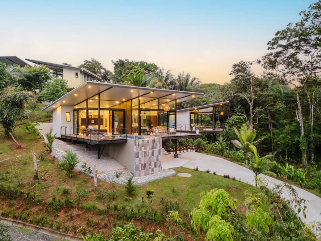 Great location near Manuel Antonio with easy access to top spots Great location near Manuel Antonio with easy access to top spots
