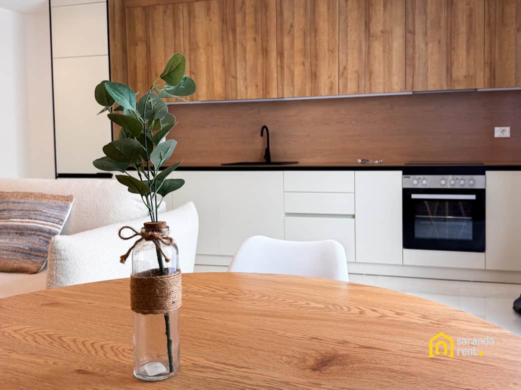 Dining table / kitchen Dining table / kitchen