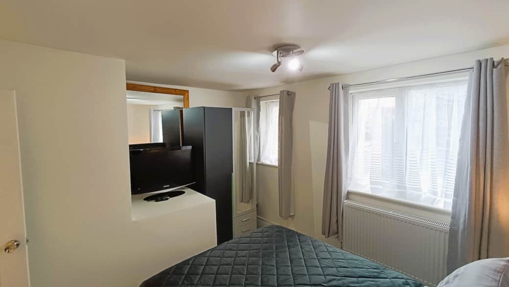 Front bedroom