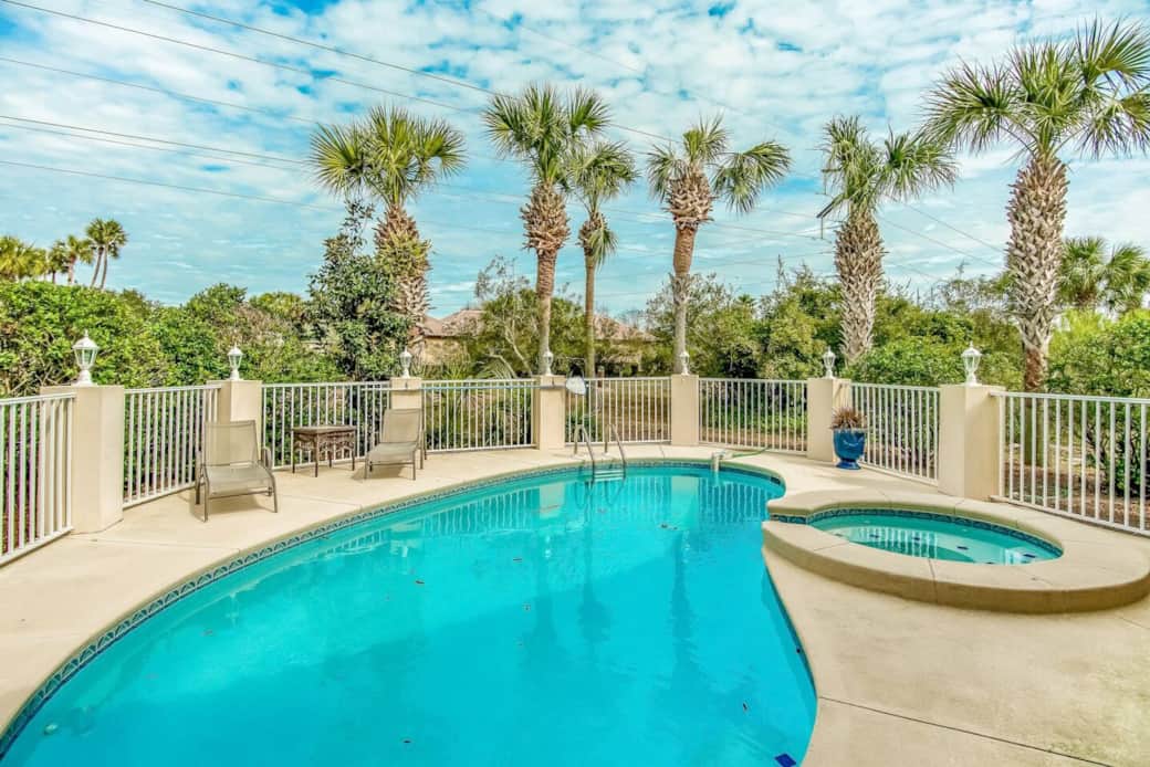 Private Pool Private Pool