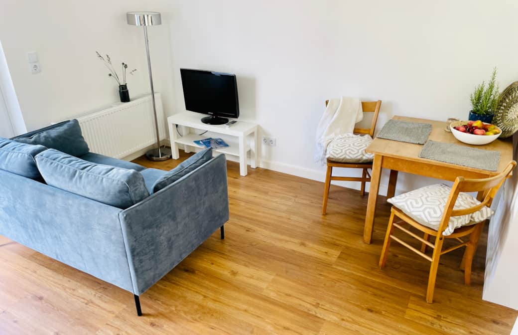 Wohnzimmer mit Esstisch