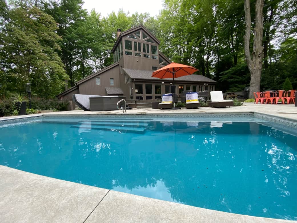 Pool and hot tub