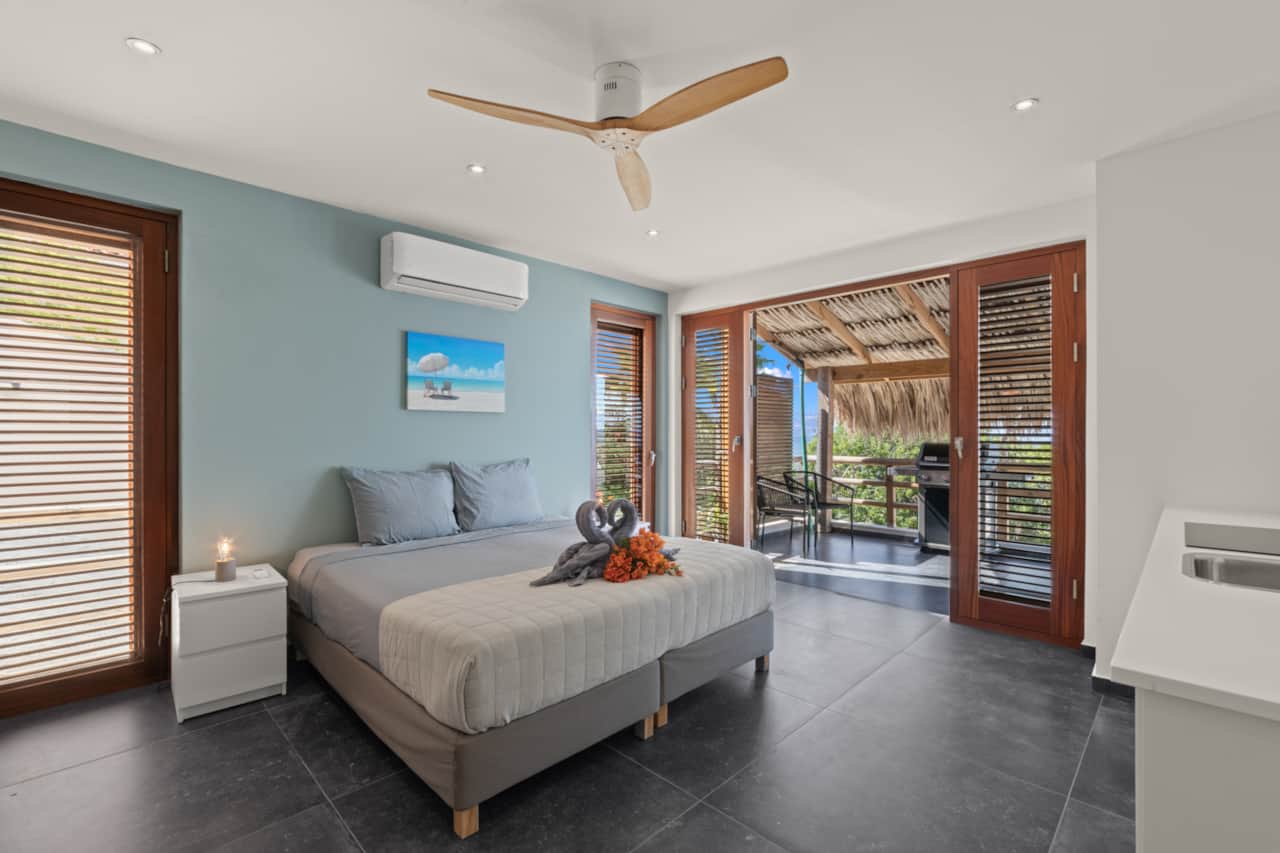 Lahara Suites