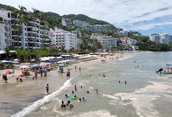 Los Muertos Beach