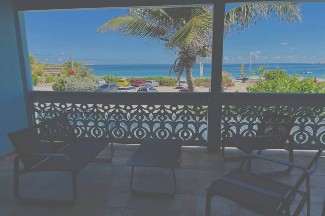 Terrace and beach view Fanny 3