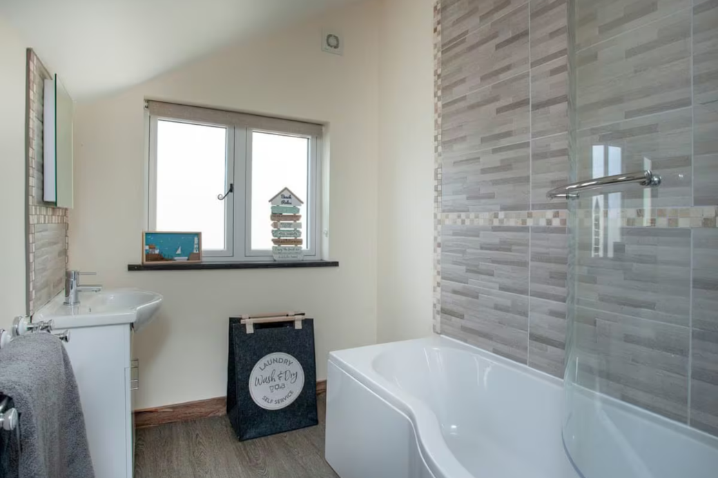 D89315ef d643 4623 9073 c6f30d95ed16 D89315ef d643 4623 9073 c6f30d95ed16