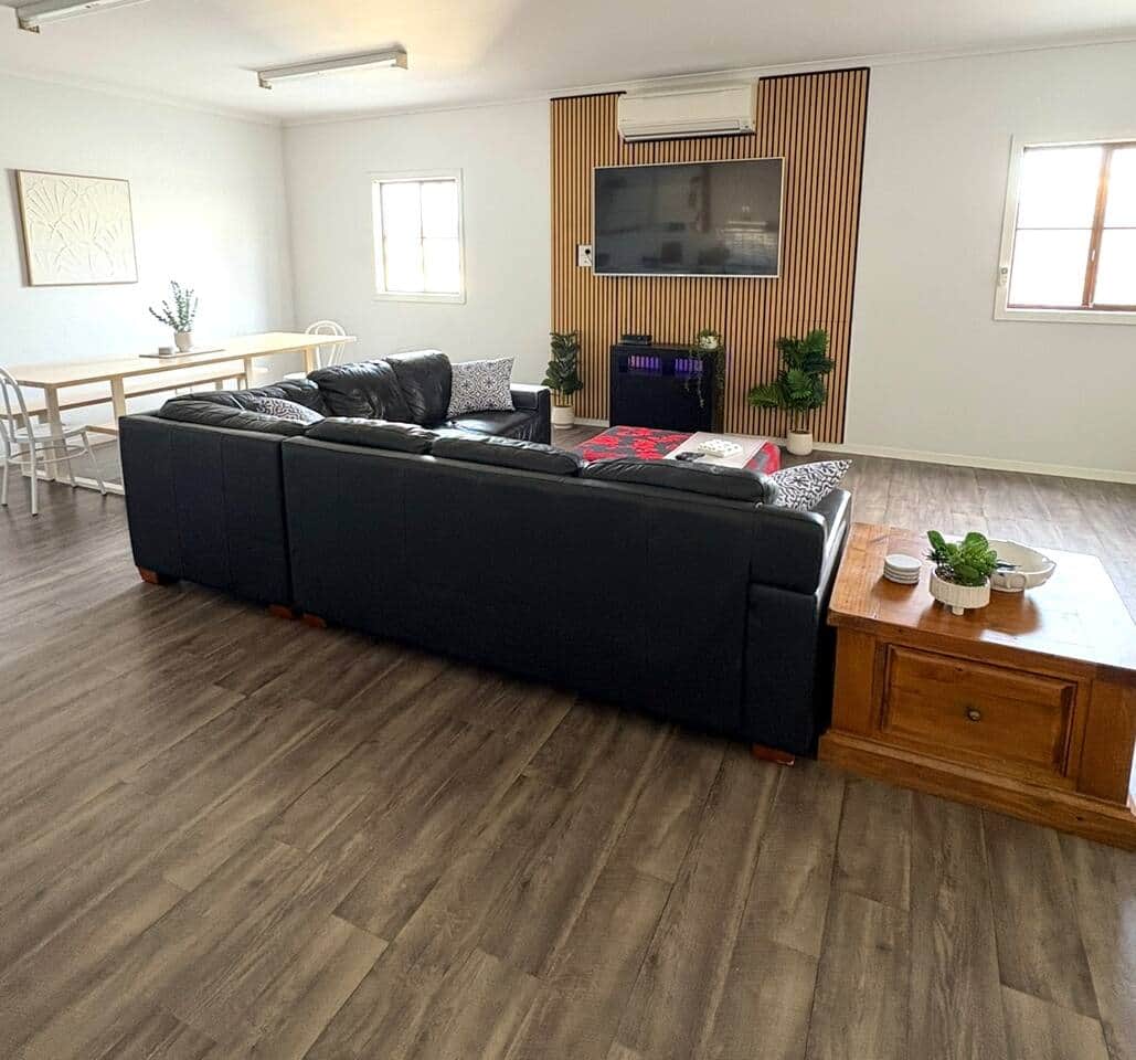 RoantreeHouse Pub View Living Room