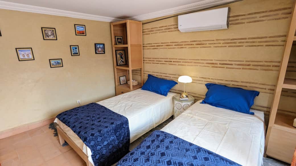 1er espace de la chambre 4(2 lits jumeaux 90x190cm)