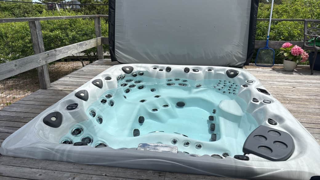 MASTERSPA LX900 SALT WATER SPA MASTERSPA LX900 SALT WATER SPA