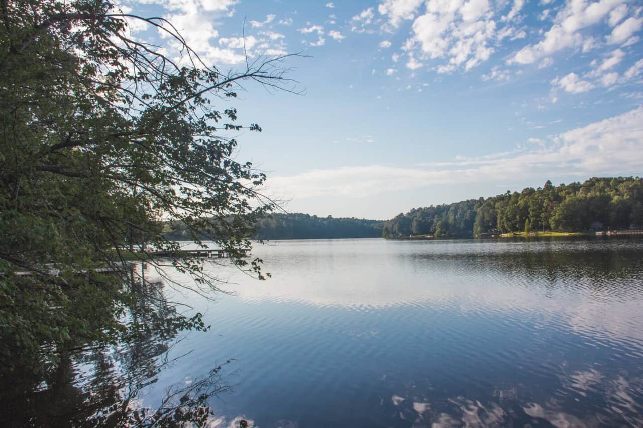 Hohman Lake Lakefront Cabins