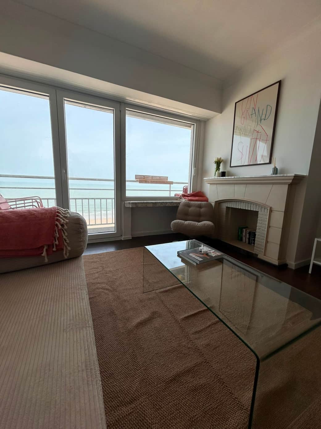 Living room with sea view