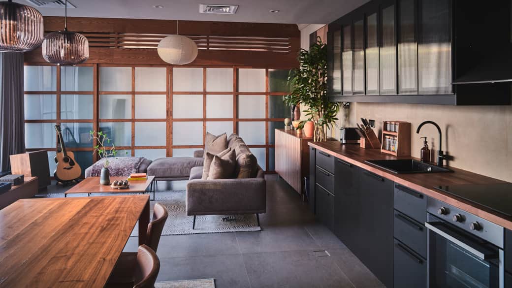 Luxury Kitchen &  Dining for 6