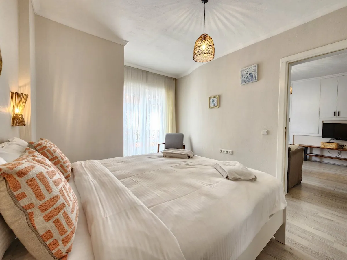 Bedroom of Guney 5 by Villa Safiya Holiday Rentals3