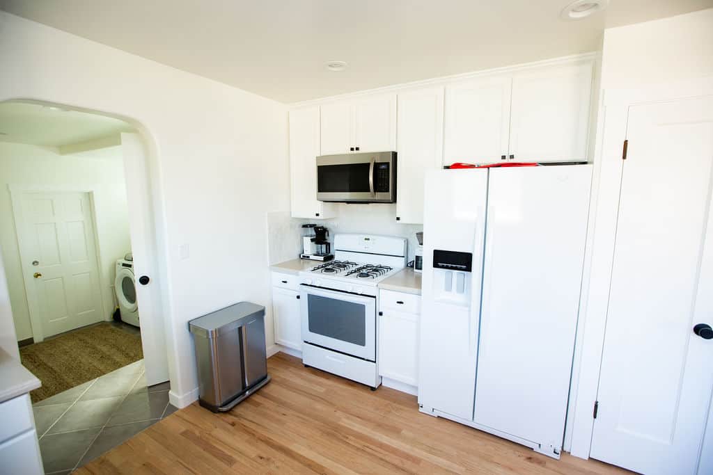 Kitchen_pic 3