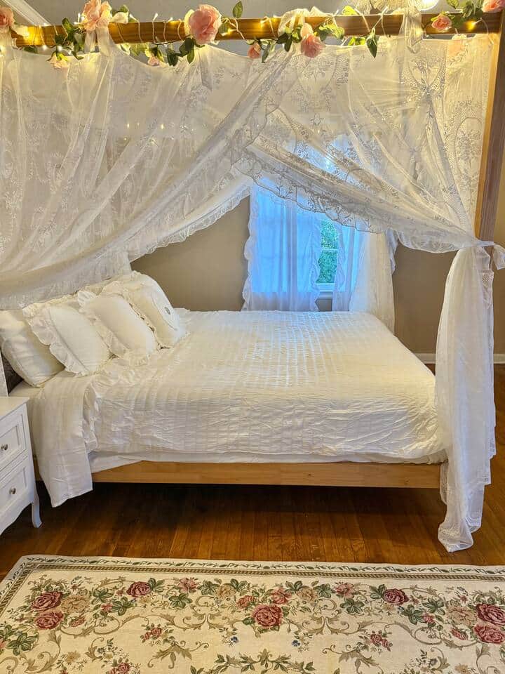 Brand new mattress, mattress protector & bedding!