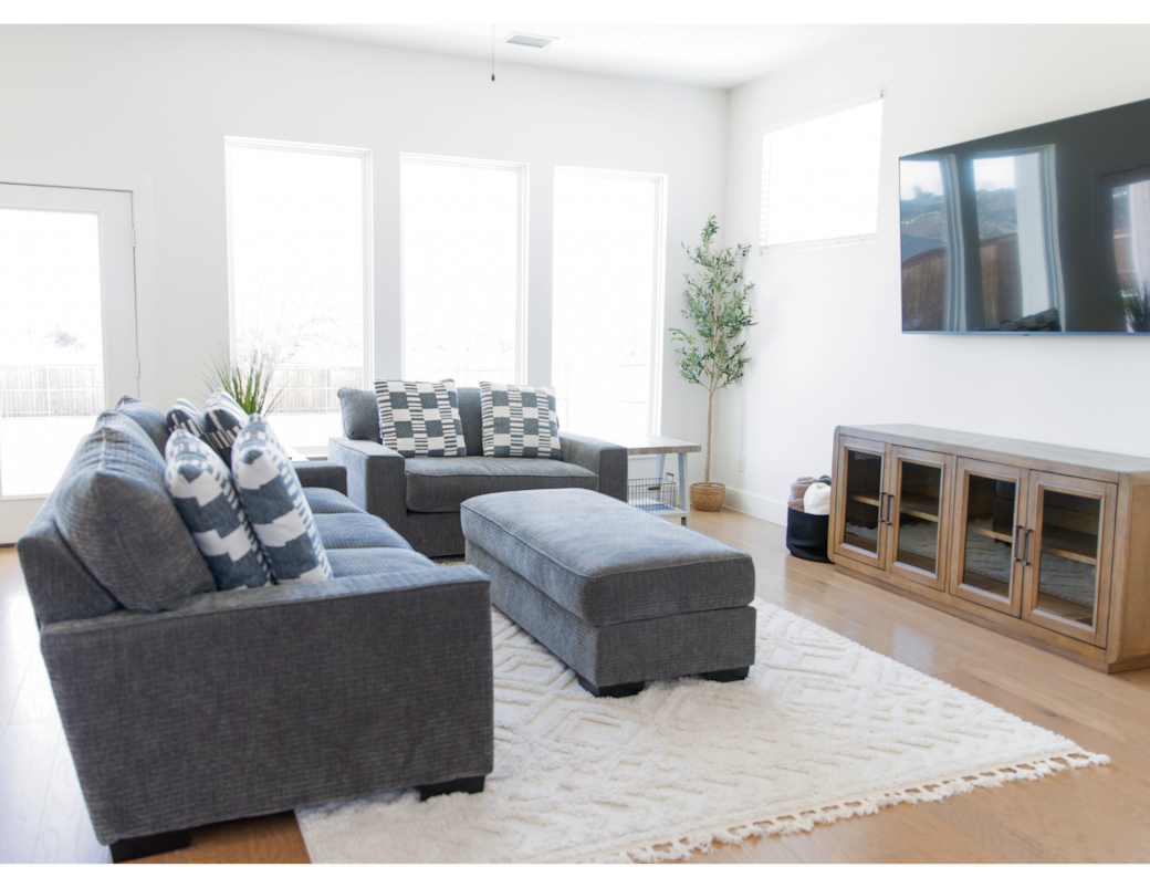 Comfortable and cozy living room Comfortable and cozy living room