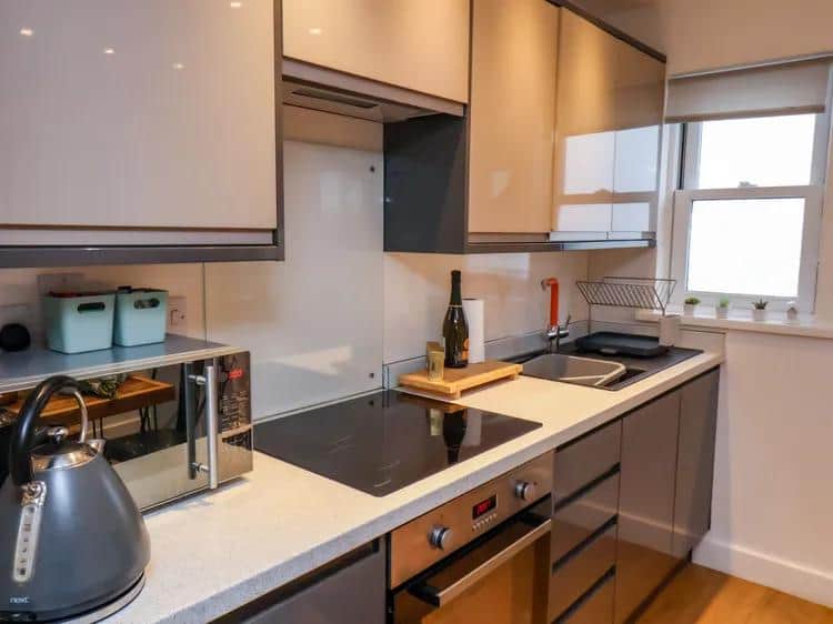 Fitted Kitchen