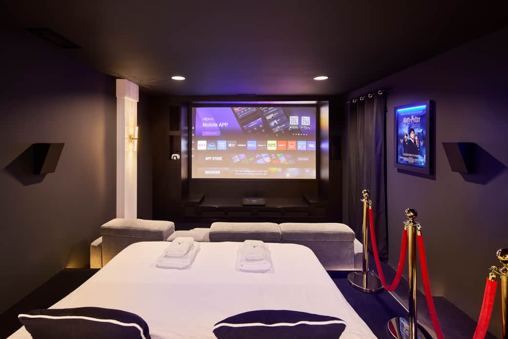 Ed atypiqueroom cinema 4 bd