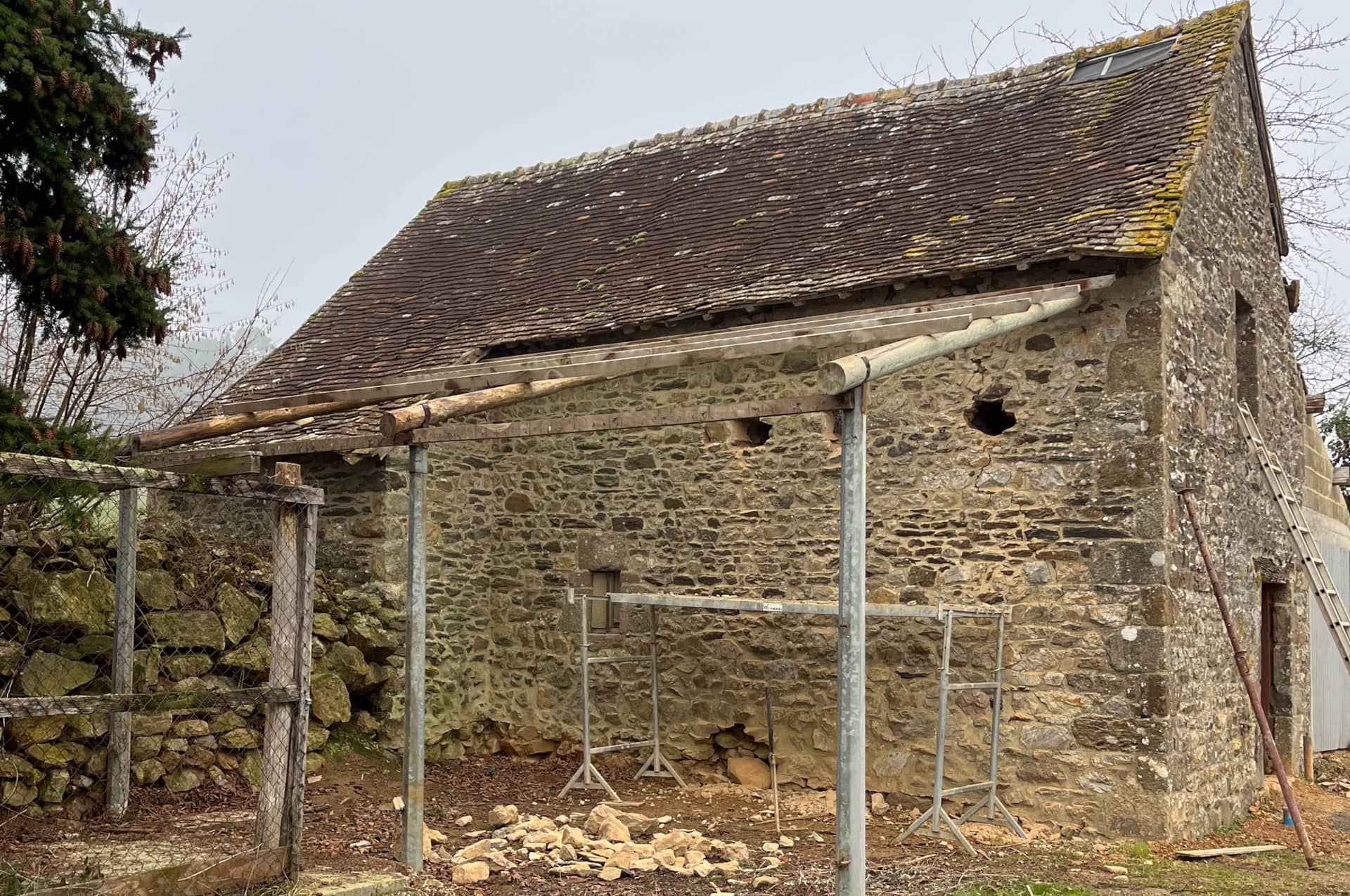 La petite grange en janvier 2025