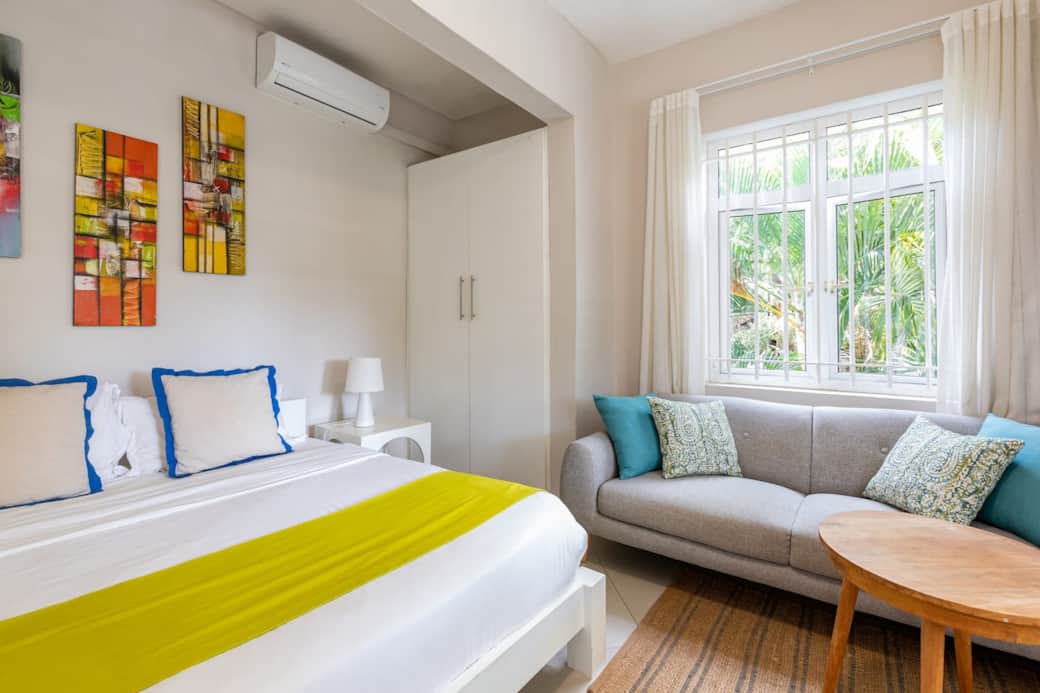Queen size bed