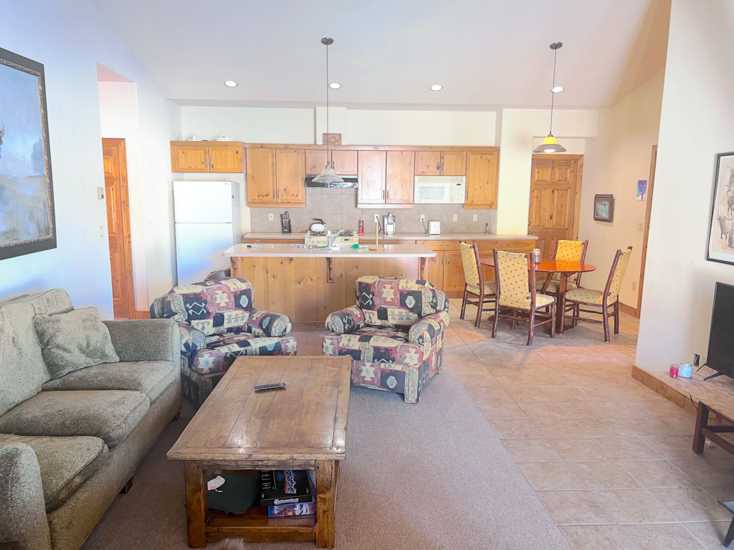 Bunkhouse Living 3