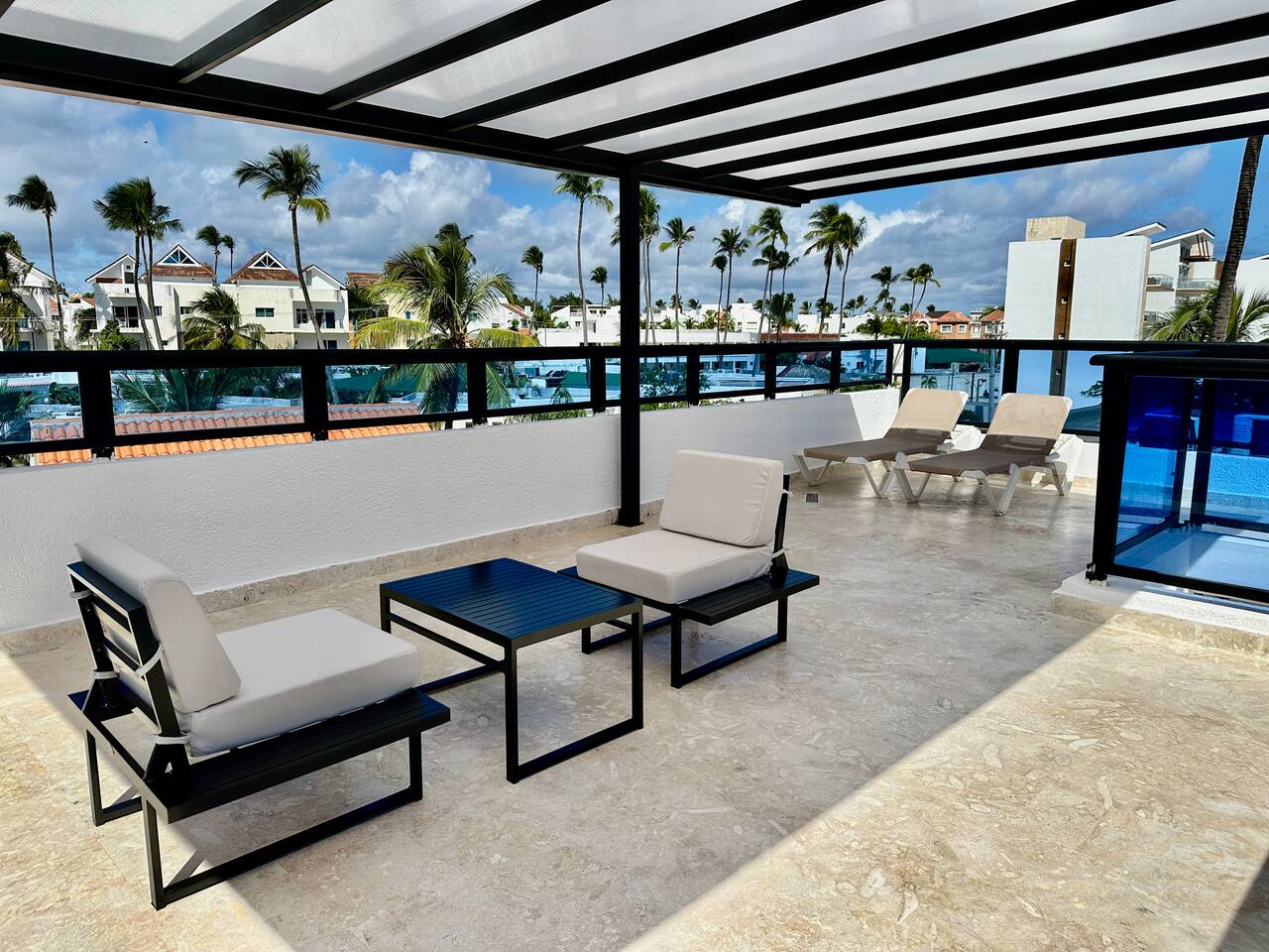 4 BR House short walk from the beach - Los Corales