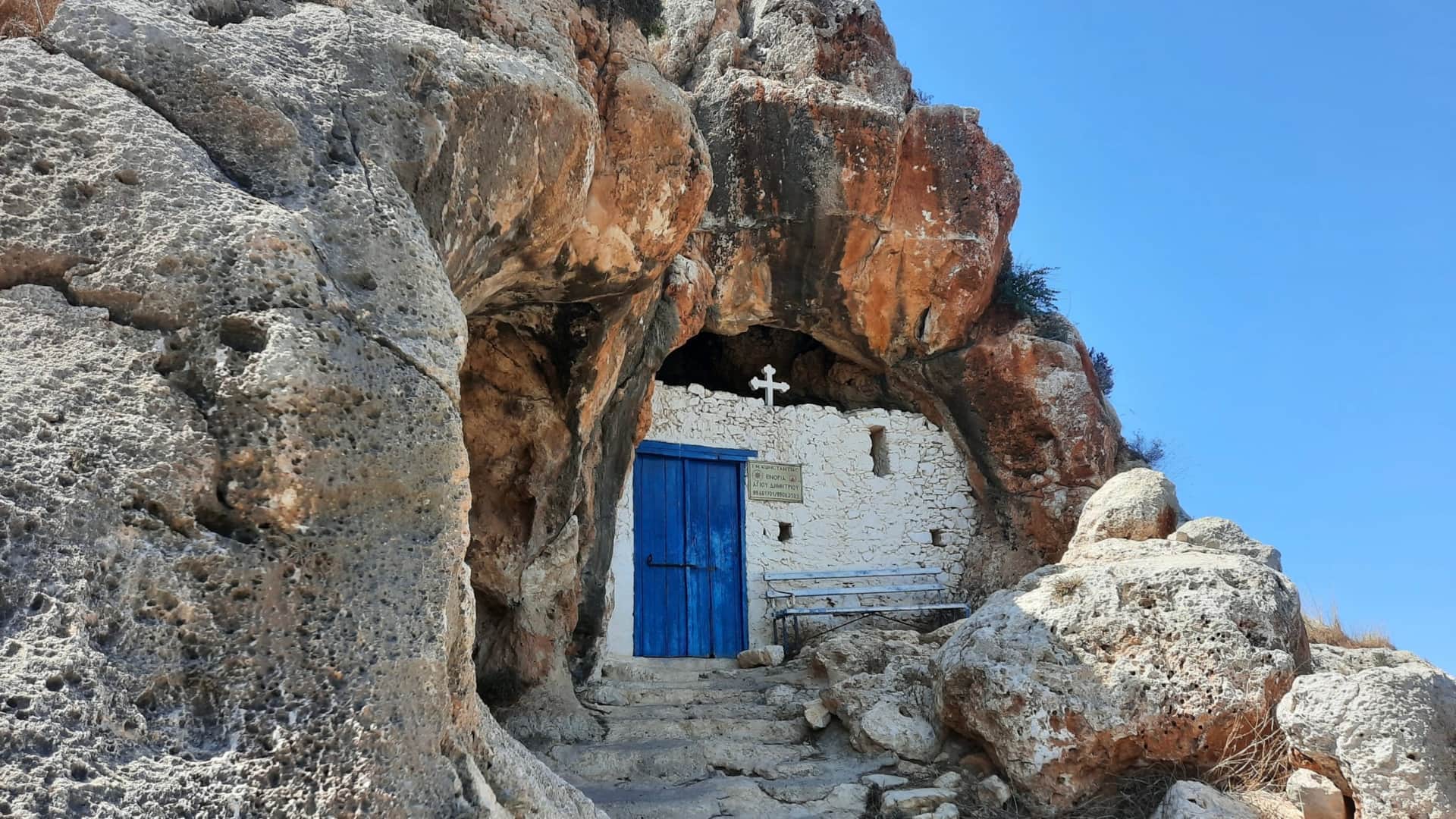 Ayioi Saranta cave church