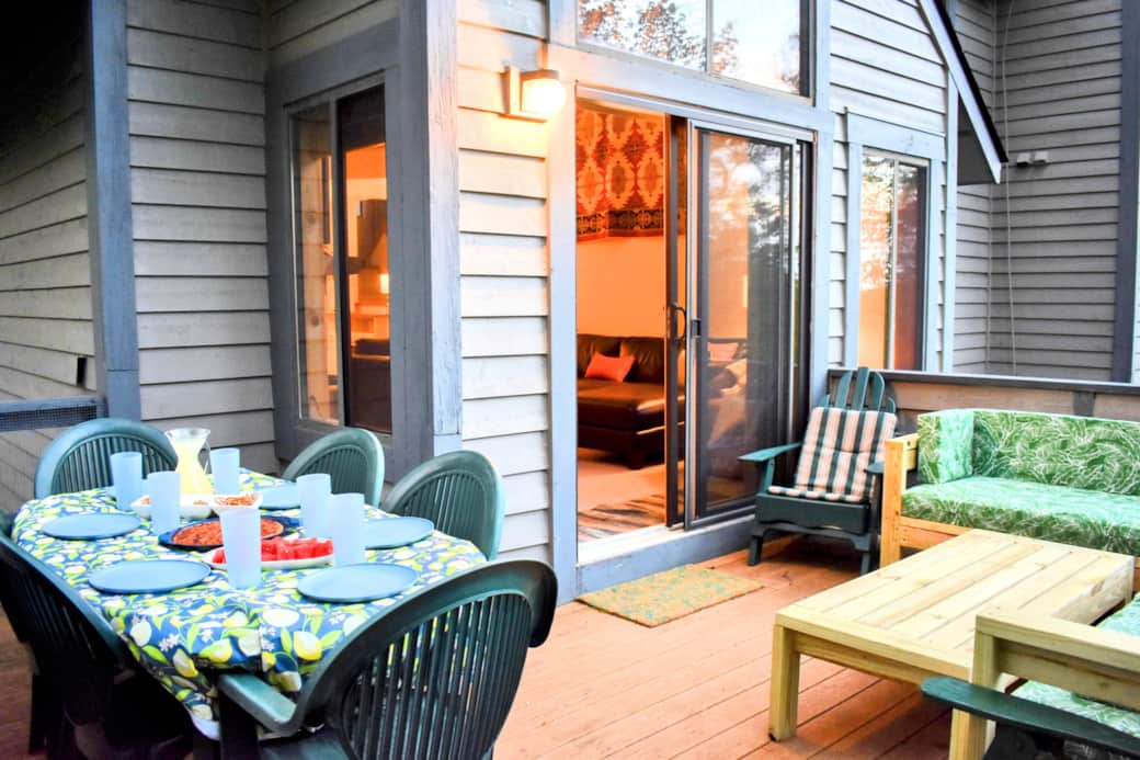 Enjoy indoor & outdoor living