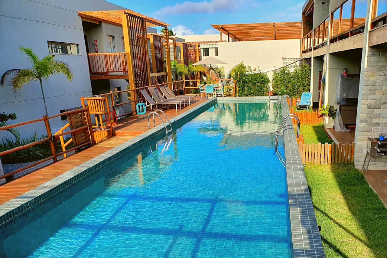 Casa Amarela - piscina perfeita para nadar