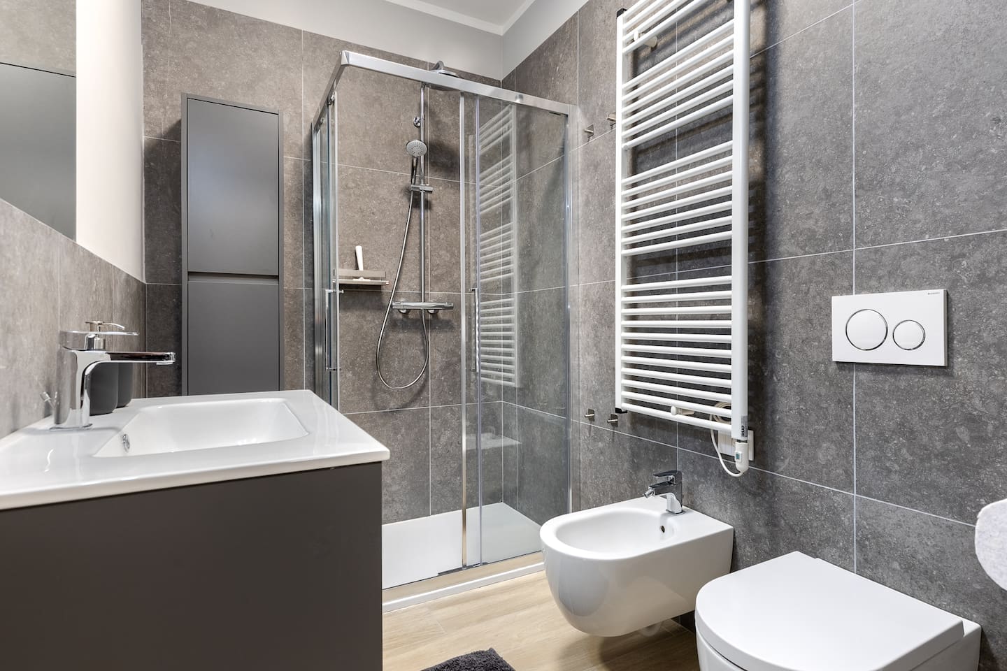 Bagno completo con Doccia