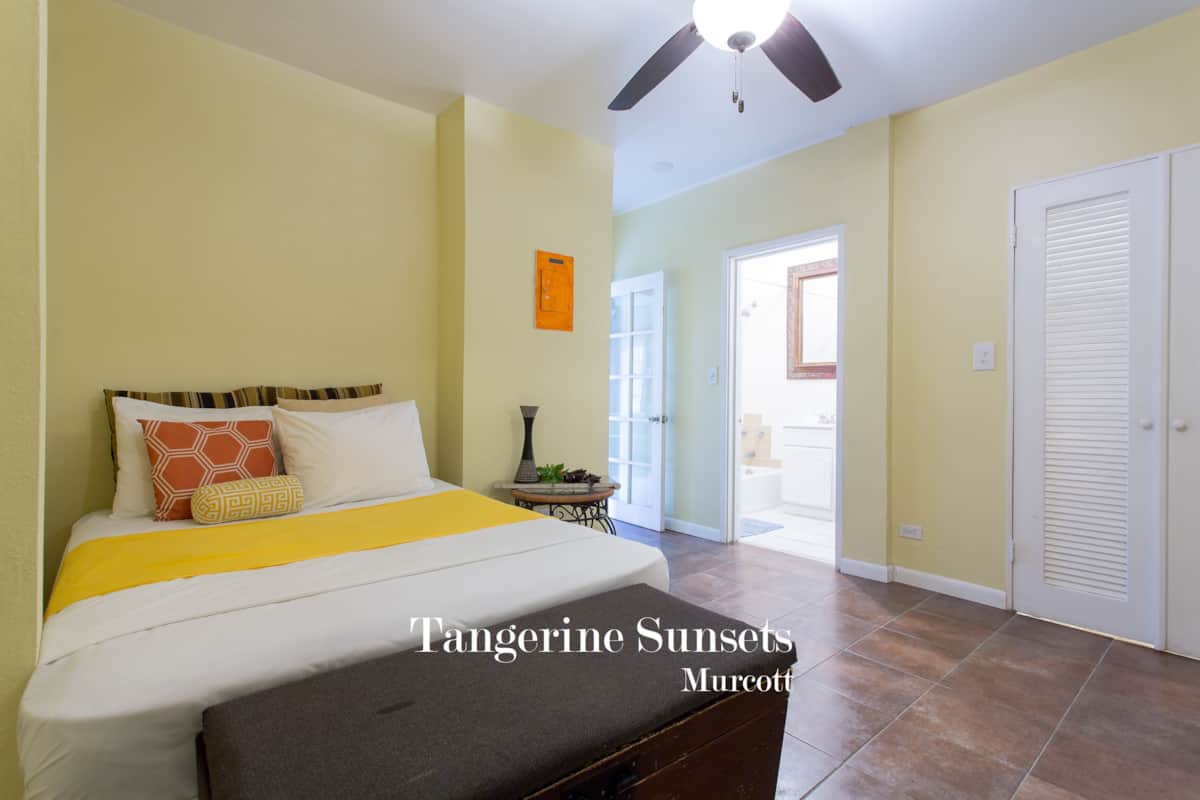 Tangerine Sunsets Murcott Apartment in Nassau