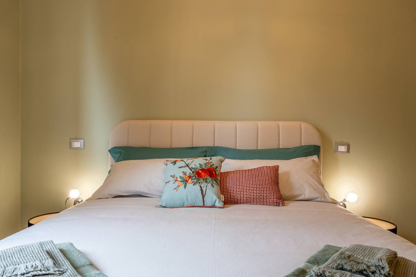 Camera da Letto padronale con letto matrimoniale e materasso in Memory Foam.