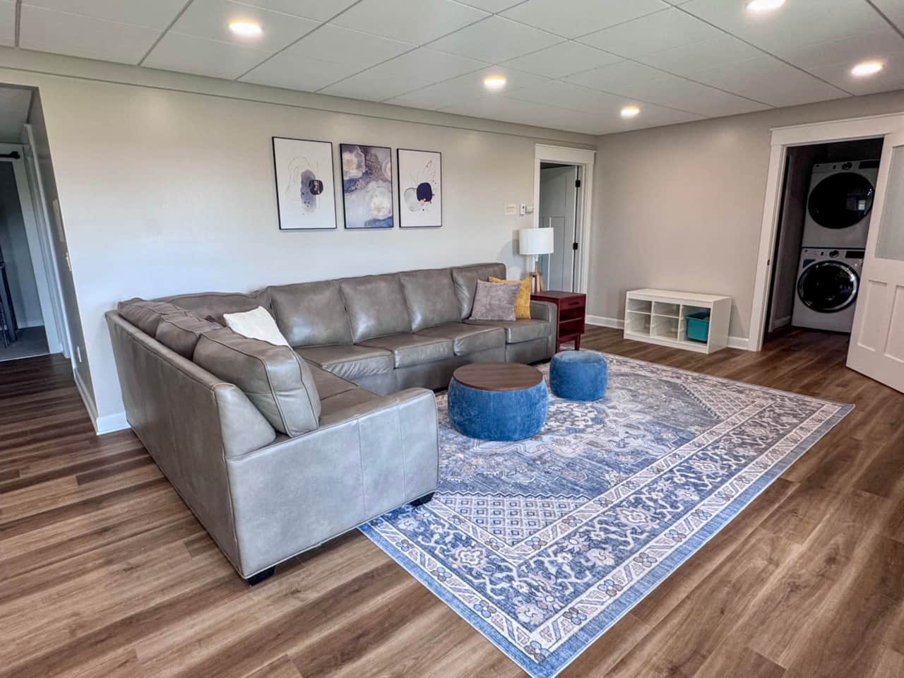 Living Room - 3