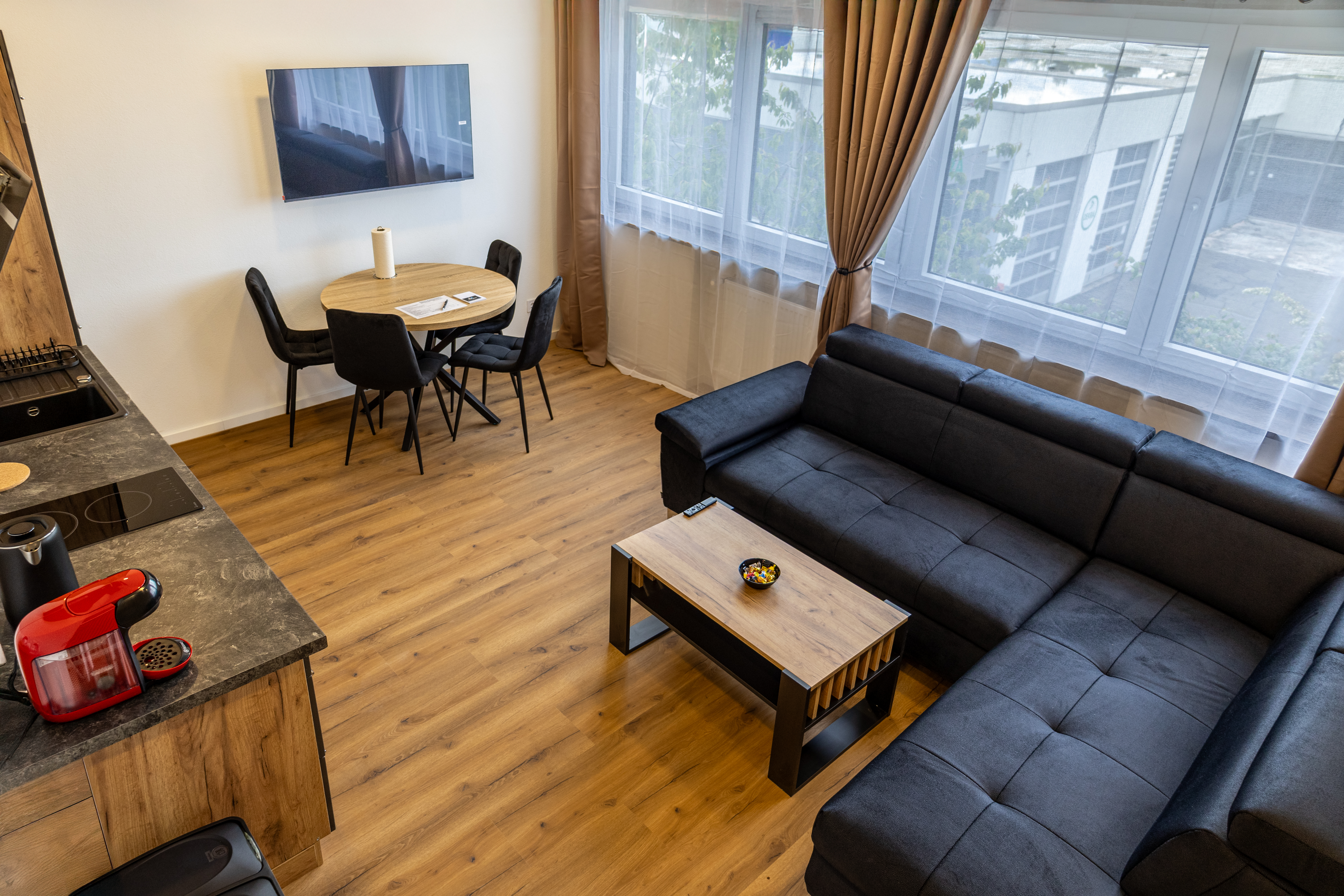 Apartment 9