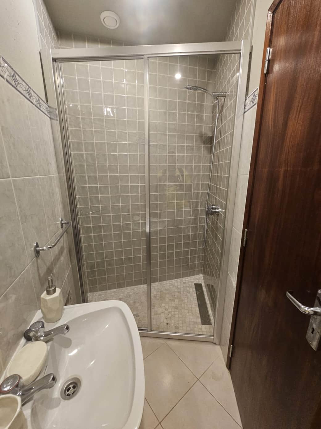 Salle de bain 2 Salle de bain 2