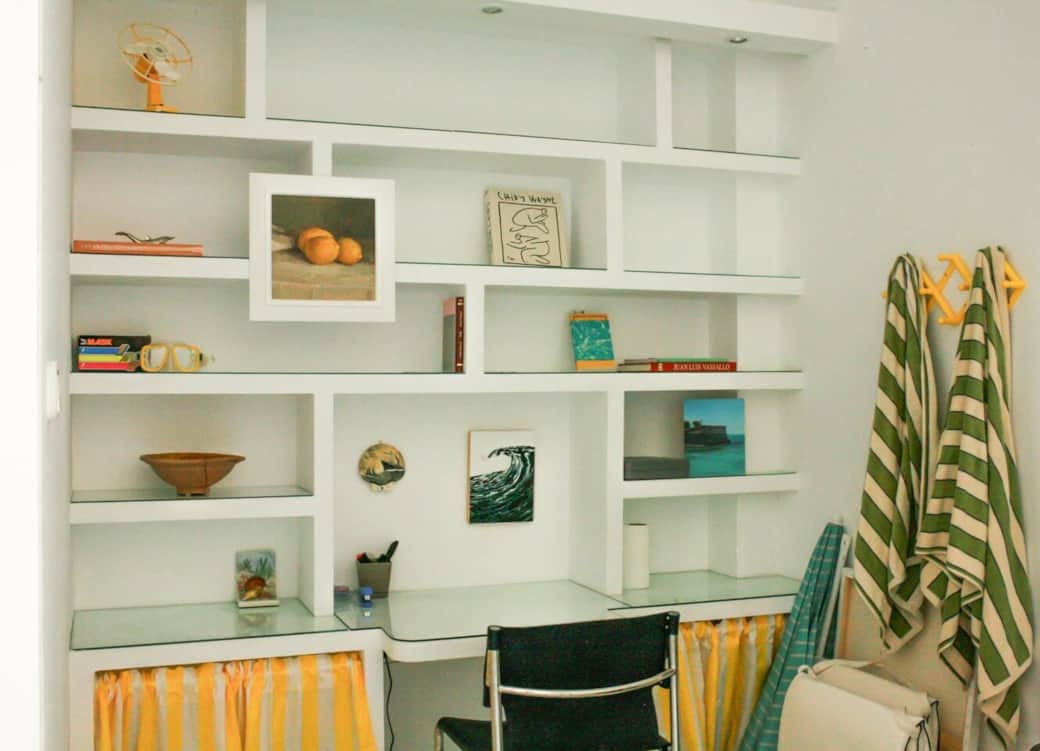 The office is equipped with a printer and can be closed for privacy to be able to work from home without interruption. This space is perfect for anyone wanting to work remotely with fast wifi! Let us know if you need anything during your stay!