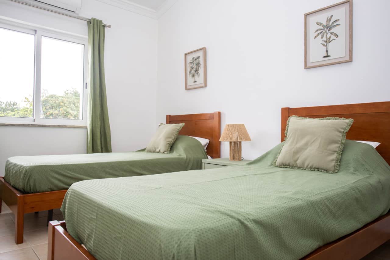 Twin Room 