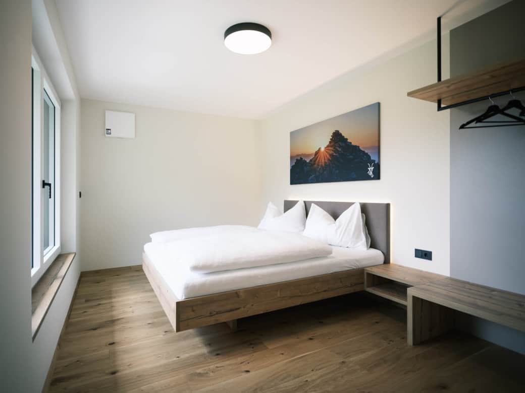 Schlafzimmer 01
