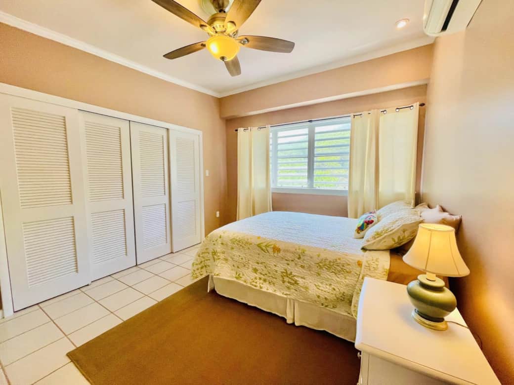 "Feel like a Queen" Bedroom