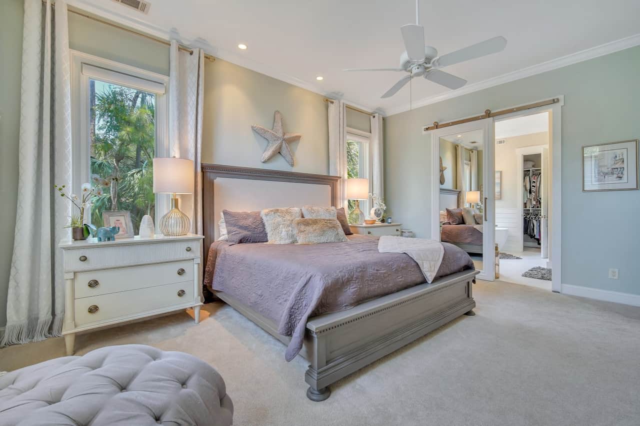 Master Bedroom (now has new LVP floors)