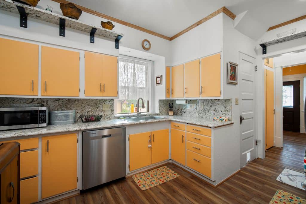 Kitchen 2