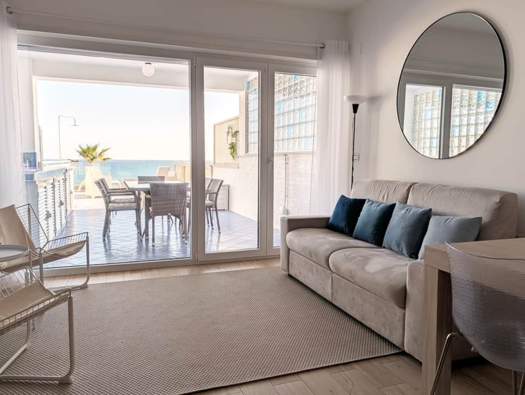 Comfortable lounge with direct access to the terrace