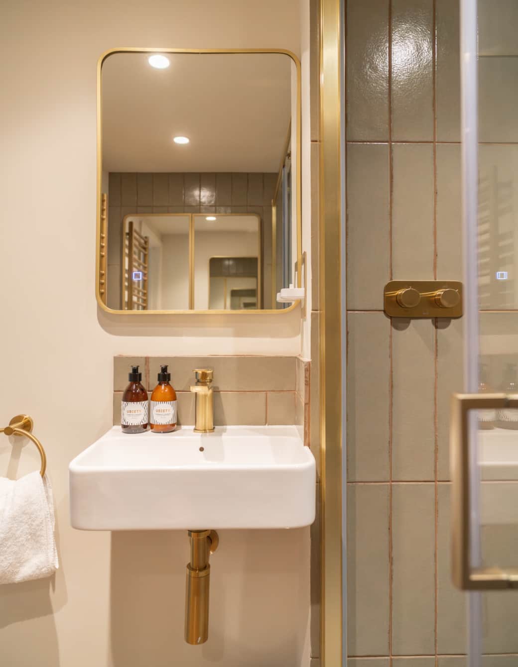 Bathroom Bathroom